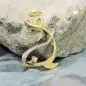 Preview: Anhänger 25x20mm stilisierter Delfin mit Zirkonias 9Kt GOLD Preview: Anhänger 25x20mm stilisierter Delfin mit Zirkonias 9Kt GOLD