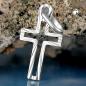 Preview: Anhänger 16x9mm Kreuz diamantiert Mitte offen Silber 925