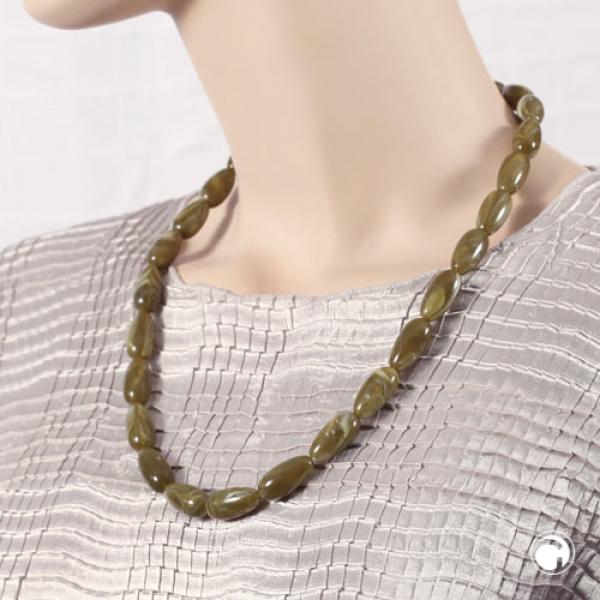 Kette 22x11mm Birnenperle Kunststoff oliv-weiß-marmoriert glänzend 60cm Kette 22x11mm Birnenperle Kunststoff oliv-weiß-marmoriert glänzend 60cm