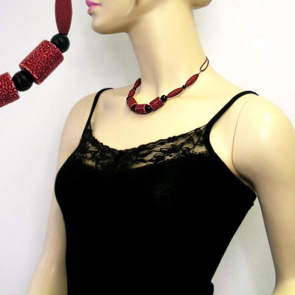 Kette, 3x Walze dunkelrot, schwarz Kette, 3x Walze dunkelrot, schwarz