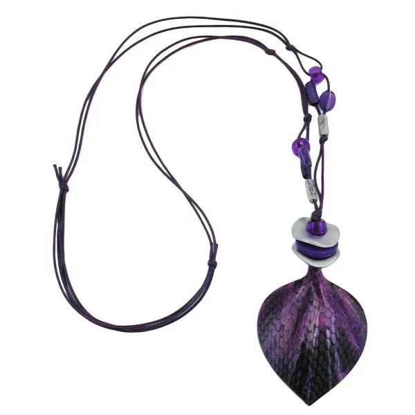 Kette 82x56mm Kunststoff Anhänger Schuppenblatt lila marmoriert Kordel lila 95cm Kette 82x56mm Kunststoff Anhänger Schuppenblatt lila marmoriert Kordel lila 95cm