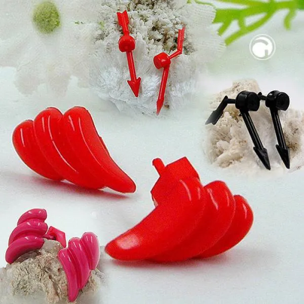 Set 4x Ohrstecker Modeschmuck pink rot schwarz aus Vollplastik Set 4x Ohrstecker Modeschmuck pink rot schwarz aus Vollplastik