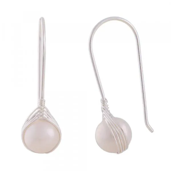 Ohrhaken Ohrring 28x8mm feststehend eingeflochtene Süßwasserzuchtperle Silber 925 Ohrhaken Ohrring 28x8mm feststehend eingeflochtene Süßwasserzuchtperle Silber 925